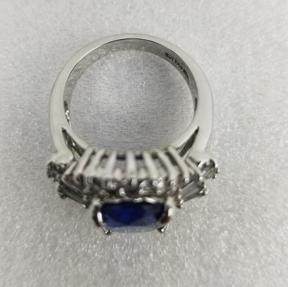 Ariella Sapphire Blue Crystal Cocktail Ring size 7 - Picture 5 of 6